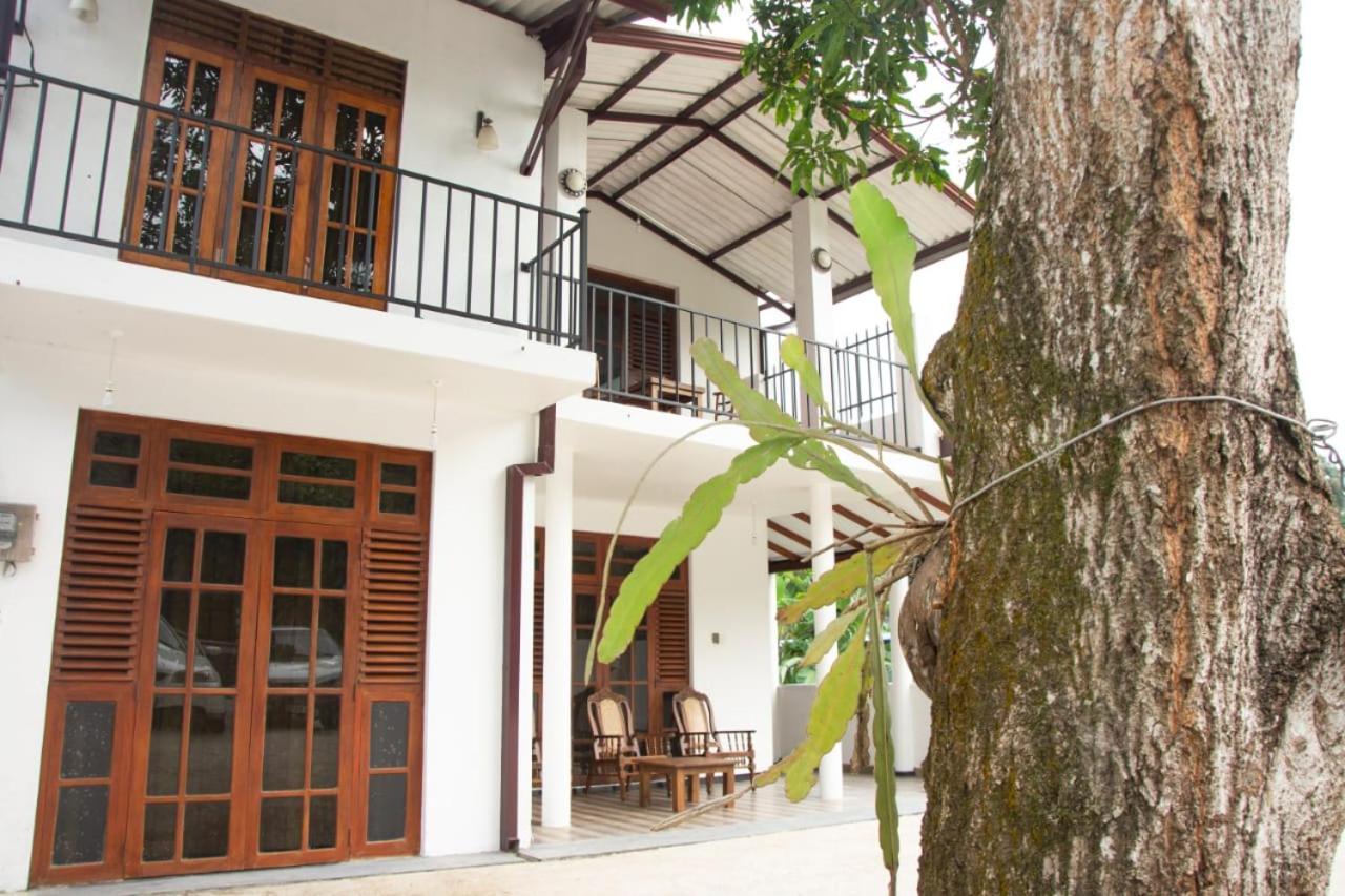 Sanmi Airport Resort 카투나야크 외부 사진