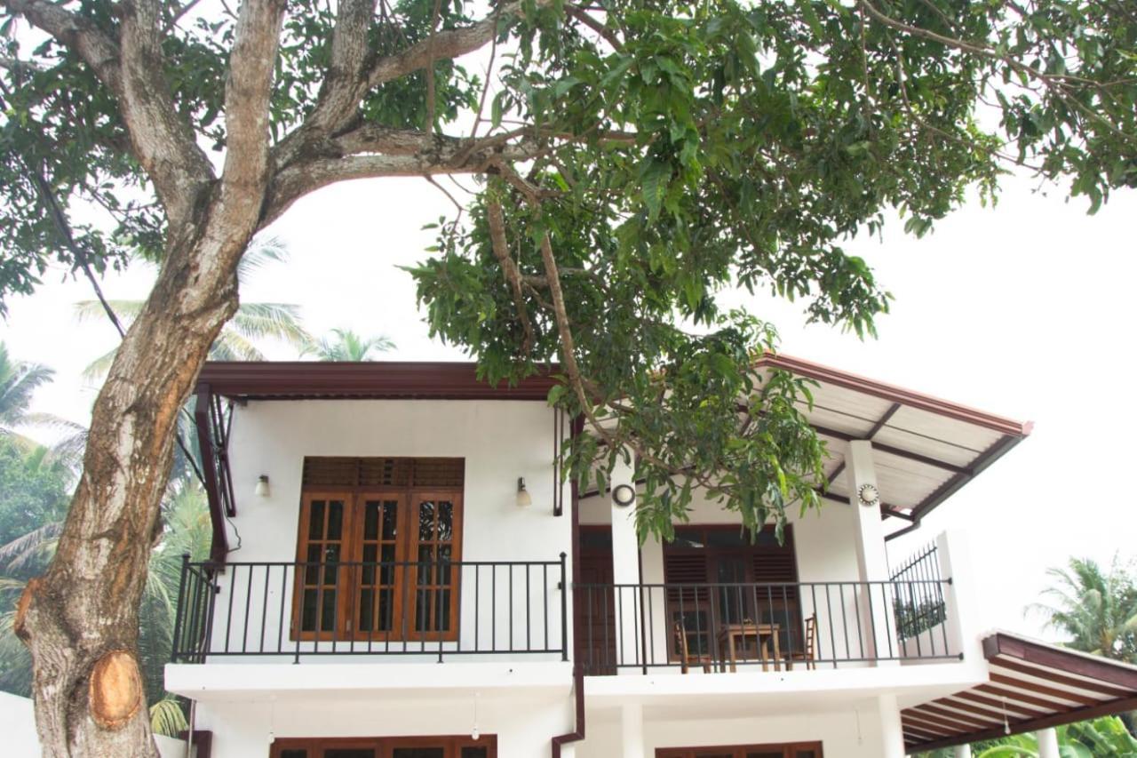 Sanmi Airport Resort 카투나야크 외부 사진